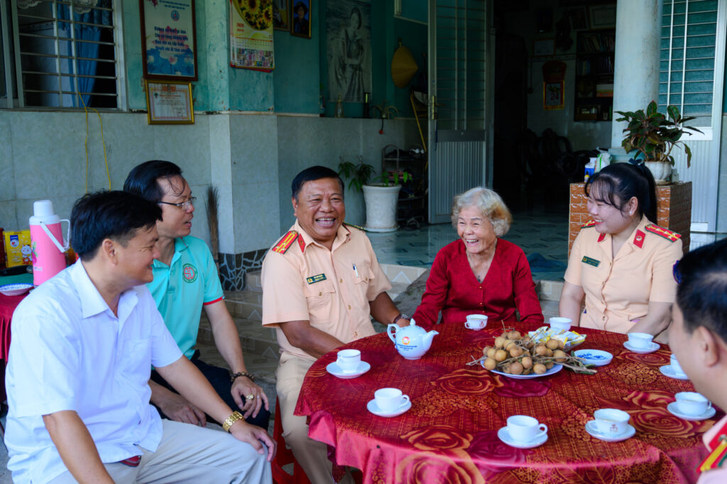 Hoat Dong 79 Nam Ngay Thuong Binh Liet Si Hoi Doanh Nghiep Phuong Son Dong Va Phong Csgt (7)