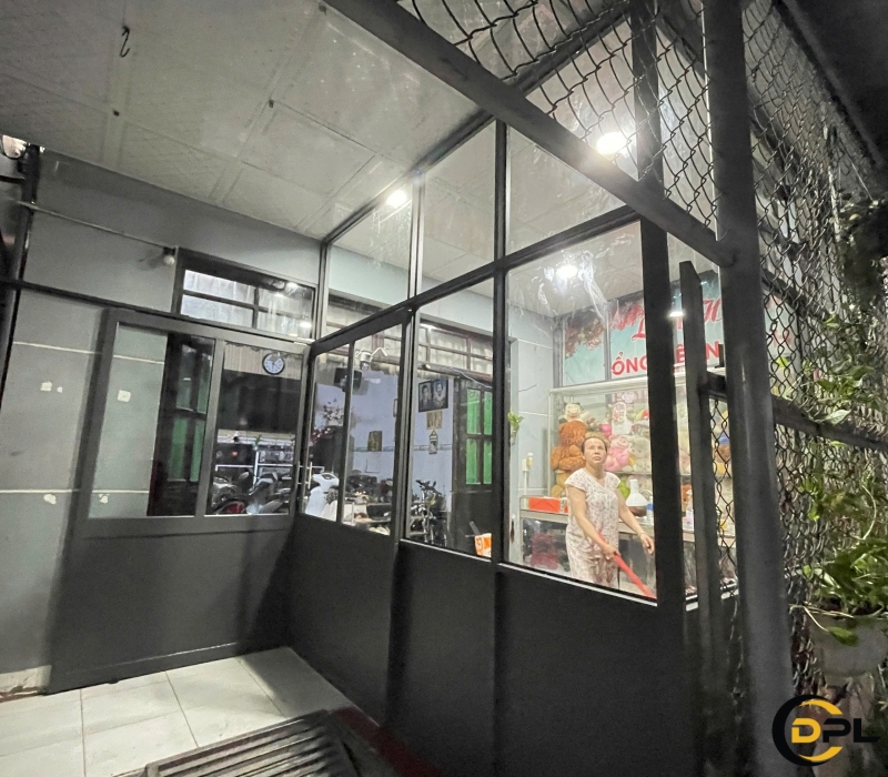 Cửa kính, vách ngăn kính