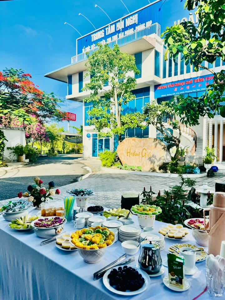 Trung Tam Hoi Nghi Tiec Cuoi Nha Hang Hoang Gia (11)