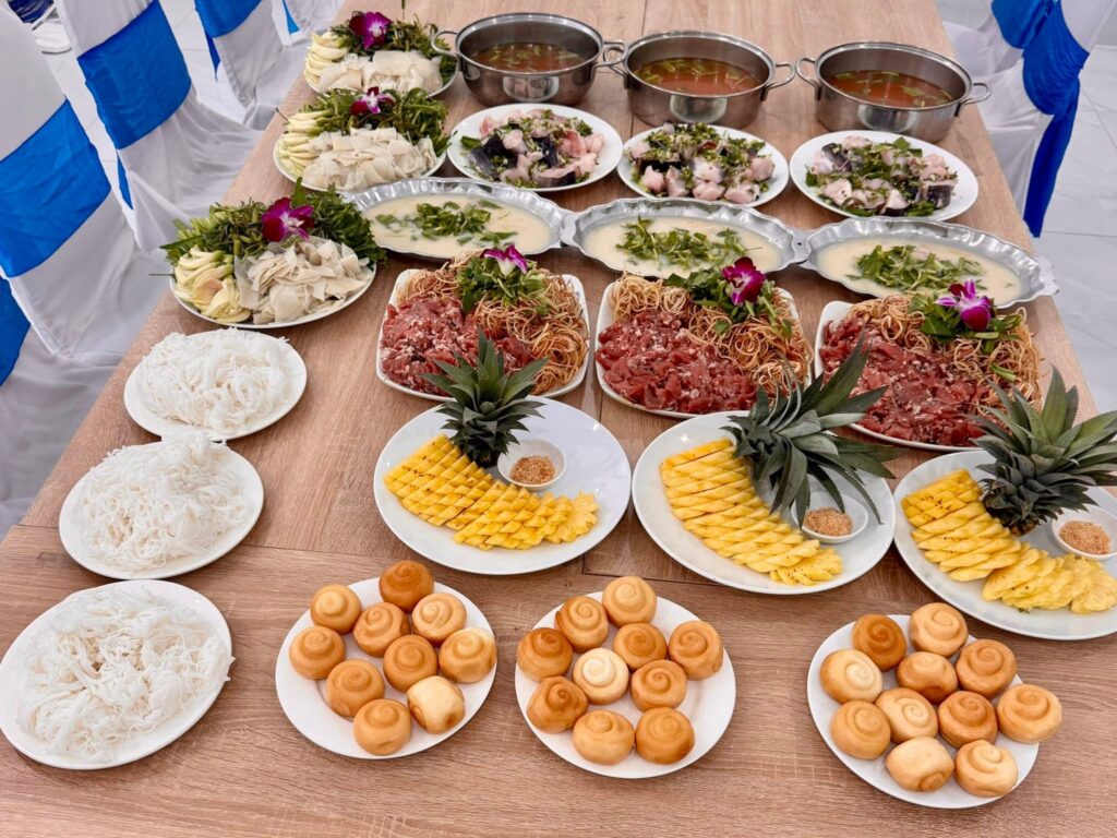 Trung Tam Hoi Nghi Tiec Cuoi Nha Hang Hoang Gia 14