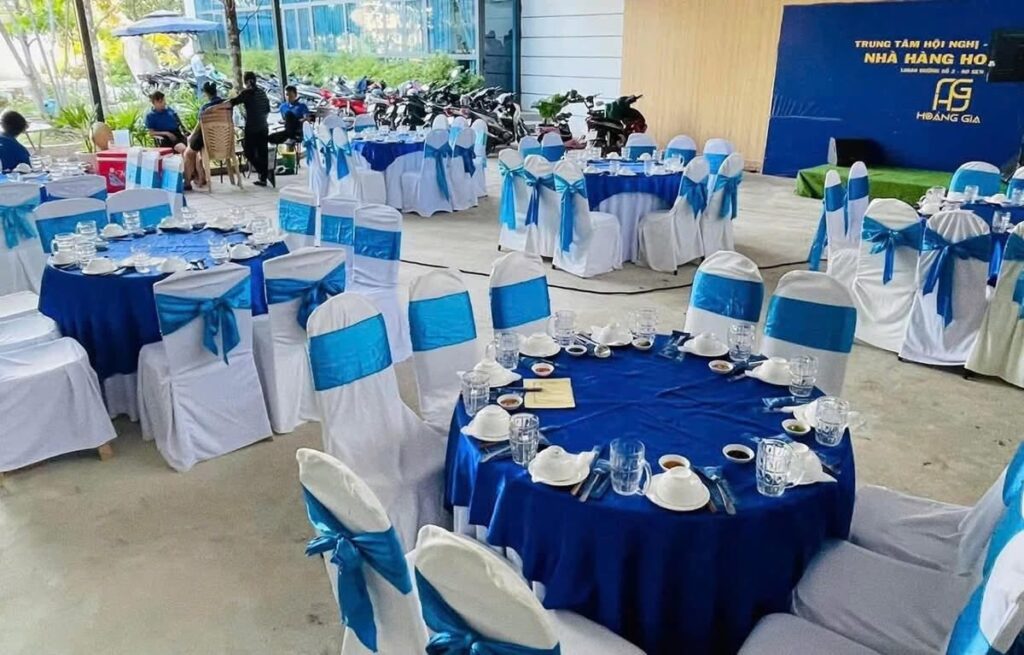 Trung Tam Hoi Nghi Tiec Cuoi Nha Hang Hoang Gia (3)