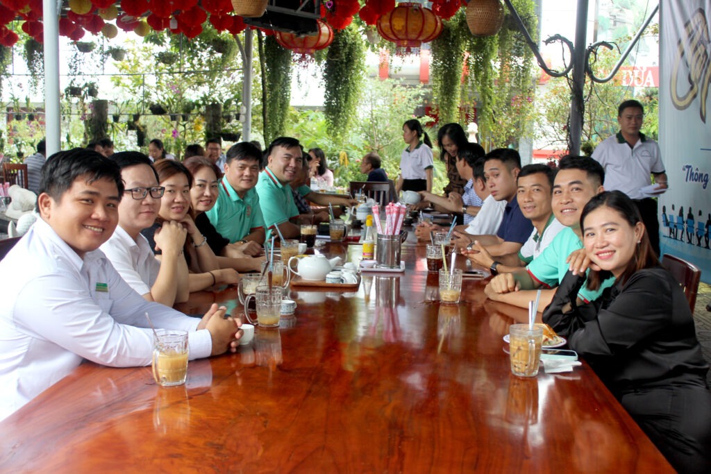 "Cà Phê Doanh Nghiệp" phường Sơn Đông tháng 9/2026 - tăng cường đối thoại, đồng hành phát triển 8 cà phê doanh nghiệp phương Sơn Đông
