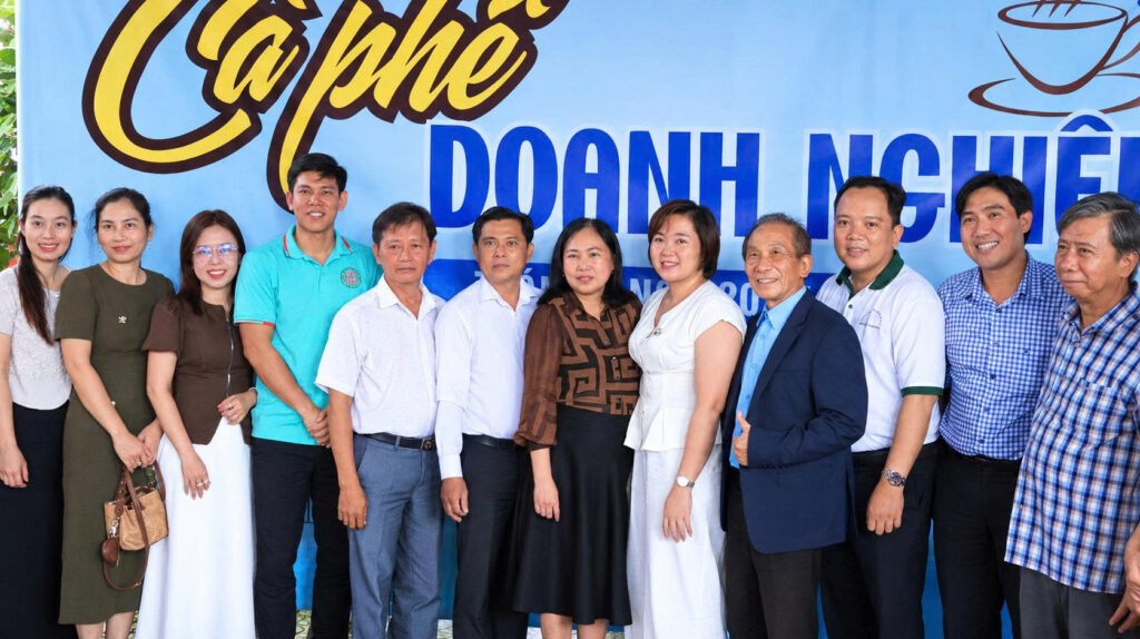 "Cà Phê Doanh Nghiệp" phường Sơn Đông tháng 9/2026 - tăng cường đối thoại, đồng hành phát triển 2 Ca Phe Doanh Nghiep Son Dong