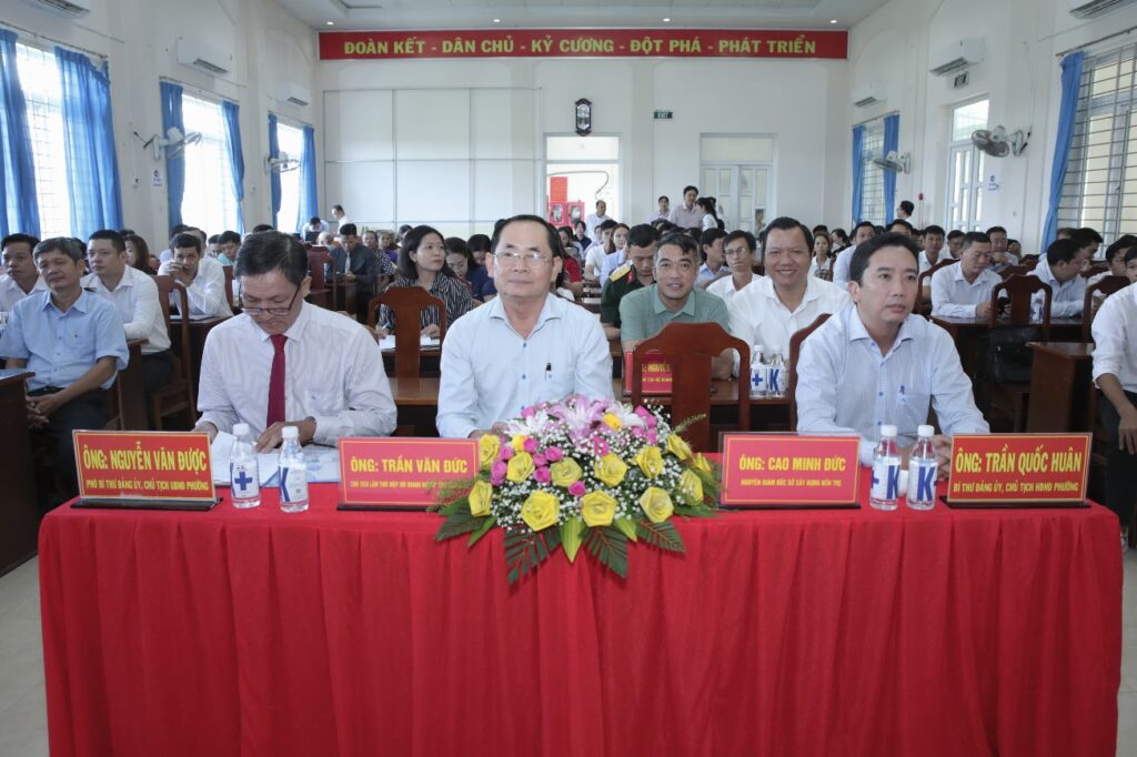 Phường Sơn Đông họp mặt kỷ niệm 22 năm Ngày Doanh Nhân Việt Nam: Đồng hành, bứt phá và phát triển bền vững 1 MEKONG HỌP MẶT NGÀY DOANH NHÂN VIỆT NAM PHƯỜNG SƠN ĐÔNG (12) (1)